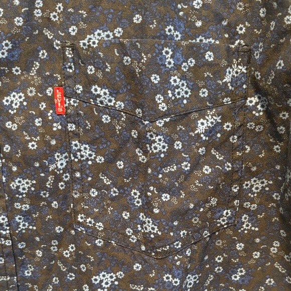 Levi's Men's Navy Floral Button Down Shirt - Picture 3 of 4